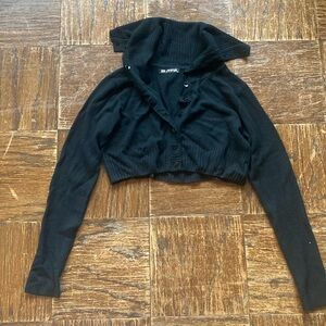 Ed style cropped black sweater